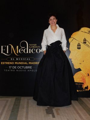 Noemi_Mazoy_El_Medico_El_Musical_NOEMI_ESTRENO_EL MEDICO_DE FRENTE 4_3456_4608